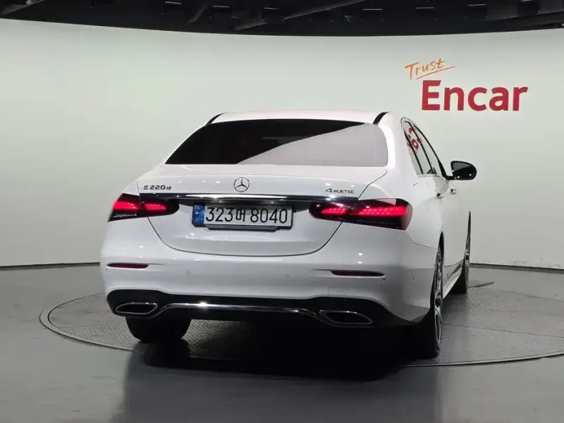 2021 Mercedes-Benz E-Класс с пробегом 106 858 км