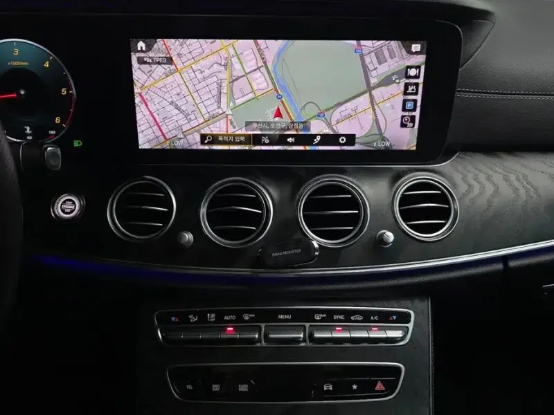 2021 Mercedes-Benz E-Класс с пробегом 106 858 км