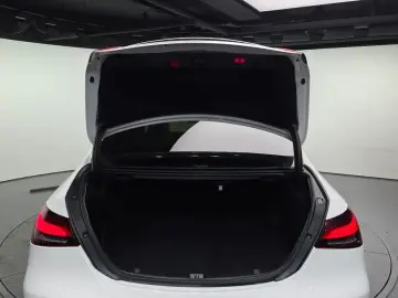 2021 Mercedes-Benz E-Класс с пробегом 106 858 км