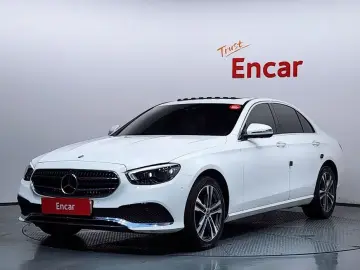 2022 Mercedes-Benz E-Класс с пробегом 23 586 км