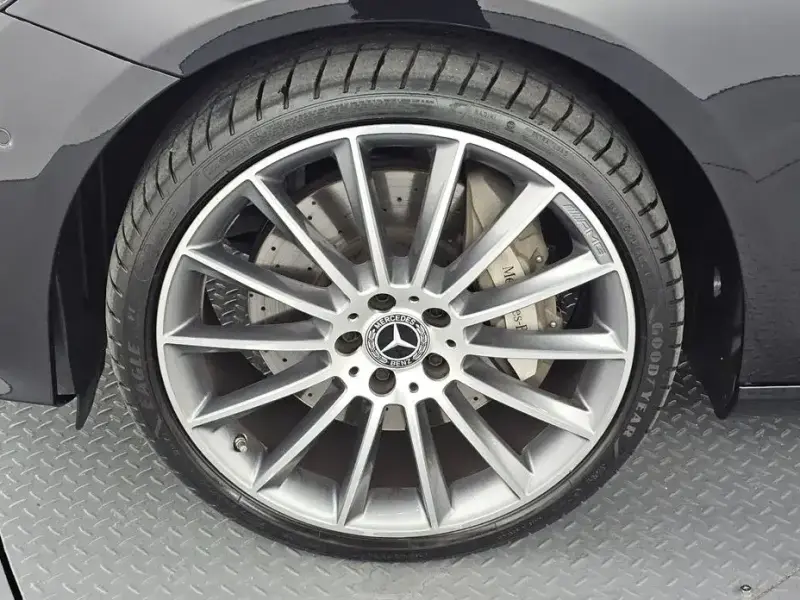 2023 Mercedes-Benz E-Класс с пробегом 14 790 км