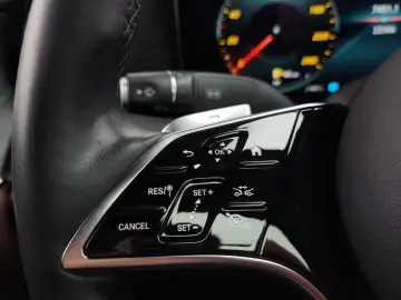2022 Mercedes-Benz E-Класс с пробегом 23 586 км
