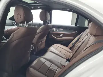 2022 Mercedes-Benz E-Класс с пробегом 23 586 км