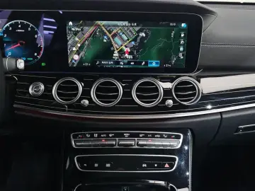 2023 Mercedes-Benz E-Класс с пробегом 14 790 км