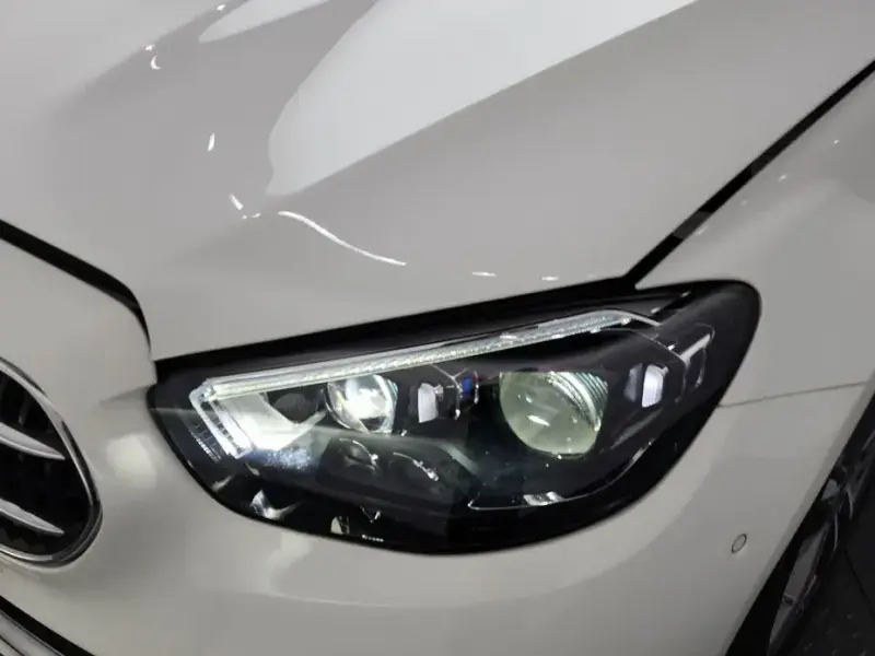 2022 Mercedes-Benz E-Класс с пробегом 23 586 км