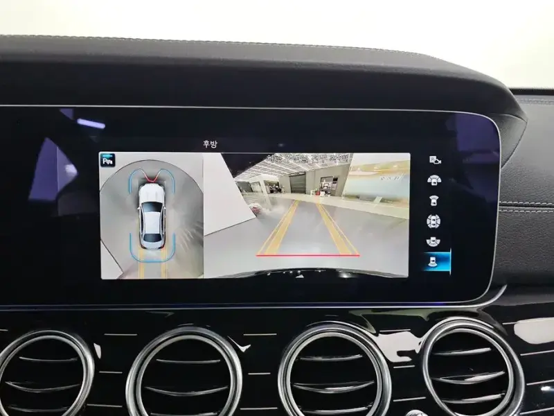 2023 Mercedes-Benz E-Класс с пробегом 14 790 км
