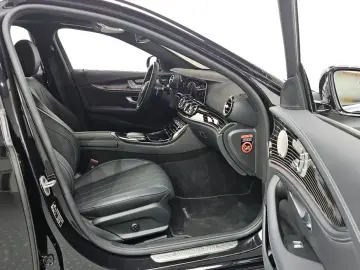 2023 Mercedes-Benz E-Класс с пробегом 14 790 км