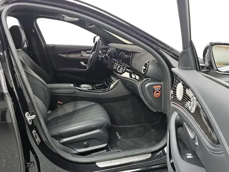 2023 Mercedes-Benz E-Класс с пробегом 14 790 км