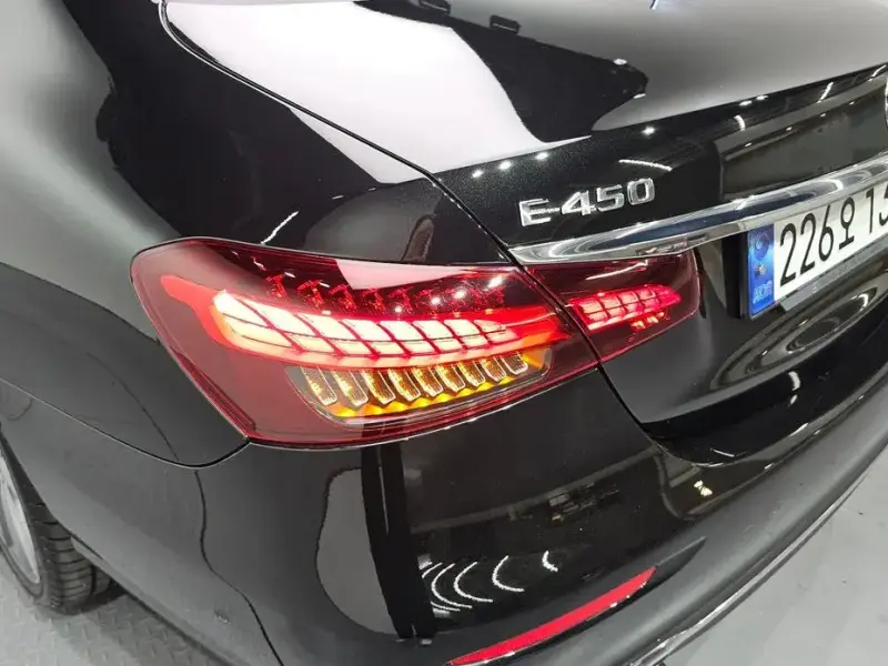 2023 Mercedes-Benz E-Класс с пробегом 14 790 км