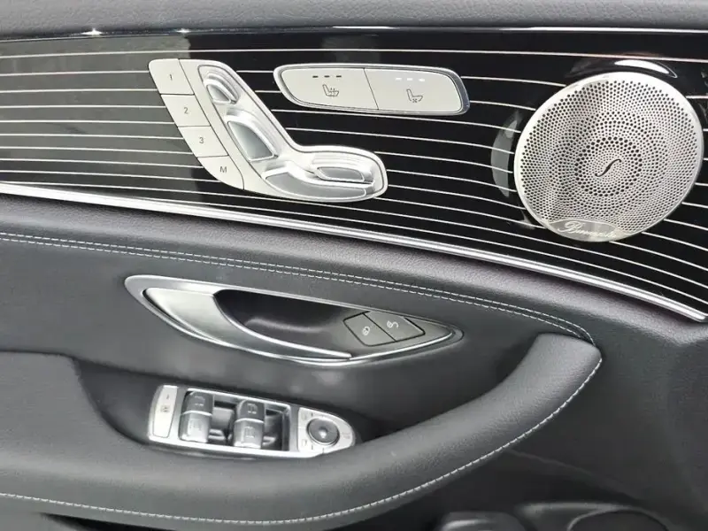 2023 Mercedes-Benz E-Класс с пробегом 14 790 км