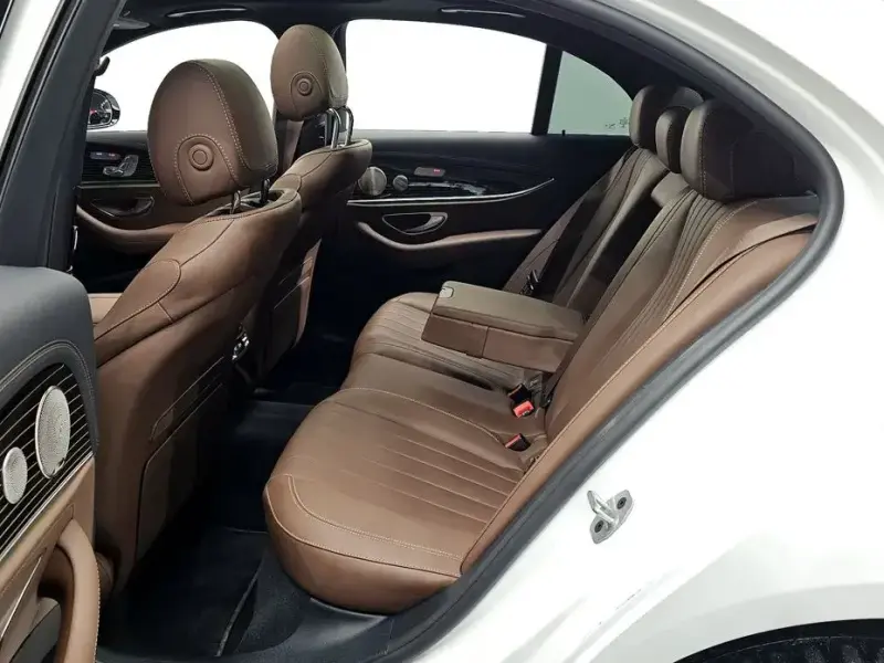 2022 Mercedes-Benz E-Класс с пробегом 67 454 км