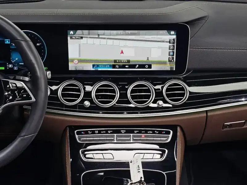2022 Mercedes-Benz E-Класс с пробегом 67 454 км
