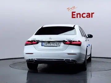 2021 Mercedes-Benz E-Класс с пробегом 80 474 км