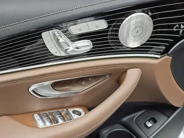 2022 Mercedes-Benz E-Класс с пробегом 67 454 км