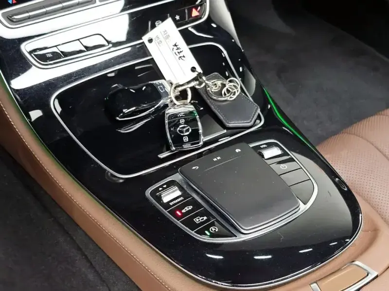 2022 Mercedes-Benz E-Класс с пробегом 67 454 км