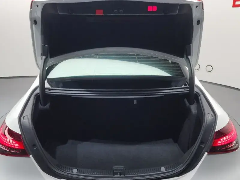 2021 Mercedes-Benz E-Класс с пробегом 80 474 км