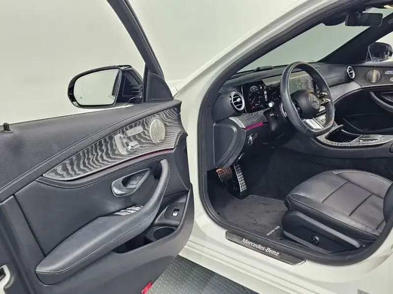 2023 Mercedes-Benz E-Класс с пробегом 53 298 км