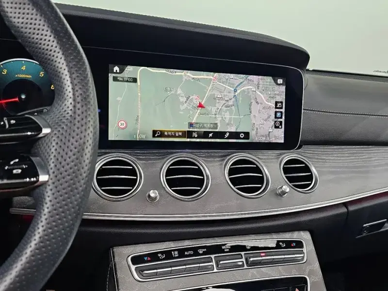 2023 Mercedes-Benz E-Класс с пробегом 53 298 км