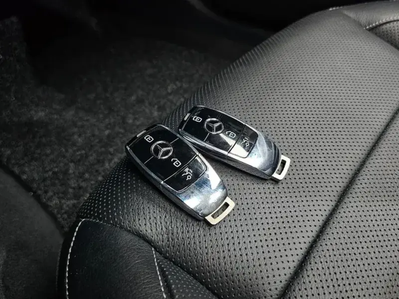 2023 Mercedes-Benz E-Класс с пробегом 53 298 км