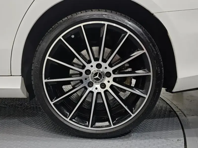 2023 Mercedes-Benz E-Класс с пробегом 53 298 км