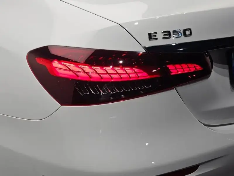 2023 Mercedes-Benz E-Класс с пробегом 53 298 км