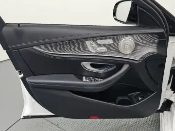 2023 Mercedes-Benz E-Класс с пробегом 53 298 км