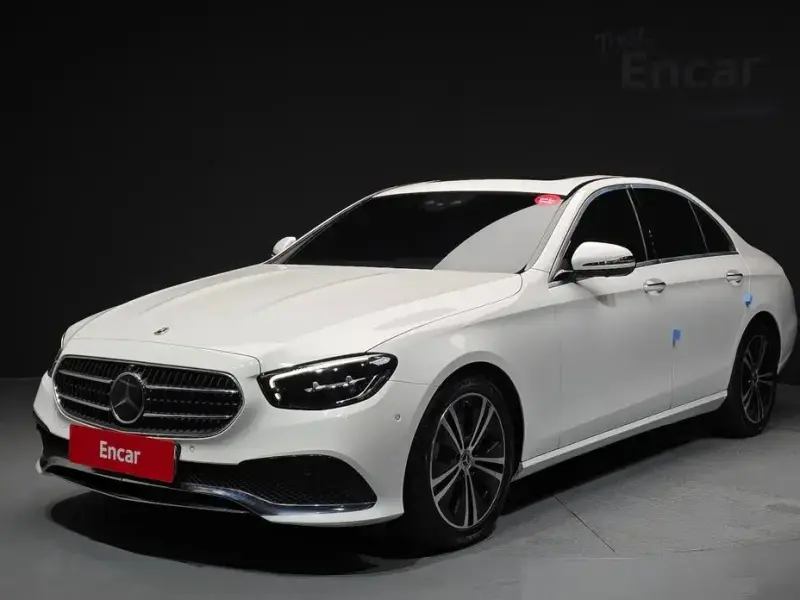 2022 Mercedes-Benz E-Класс с пробегом 54 674 км