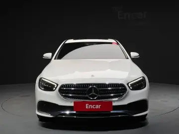 2022 Mercedes-Benz E-Класс с пробегом 54 674 км