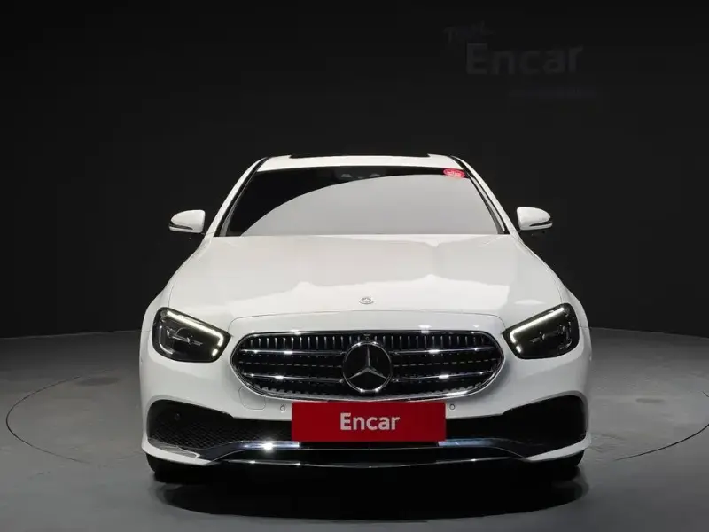 2022 Mercedes-Benz E-Класс с пробегом 54 674 км