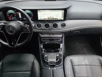 2022 Mercedes-Benz E-Класс с пробегом 54 674 км