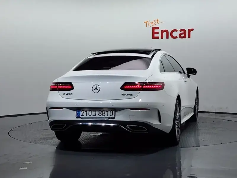 2023 Mercedes-Benz E-Класс с пробегом 17 472 км