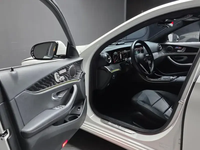 2022 Mercedes-Benz E-Класс с пробегом 54 674 км