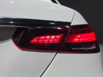 2022 Mercedes-Benz E-Класс с пробегом 54 674 км