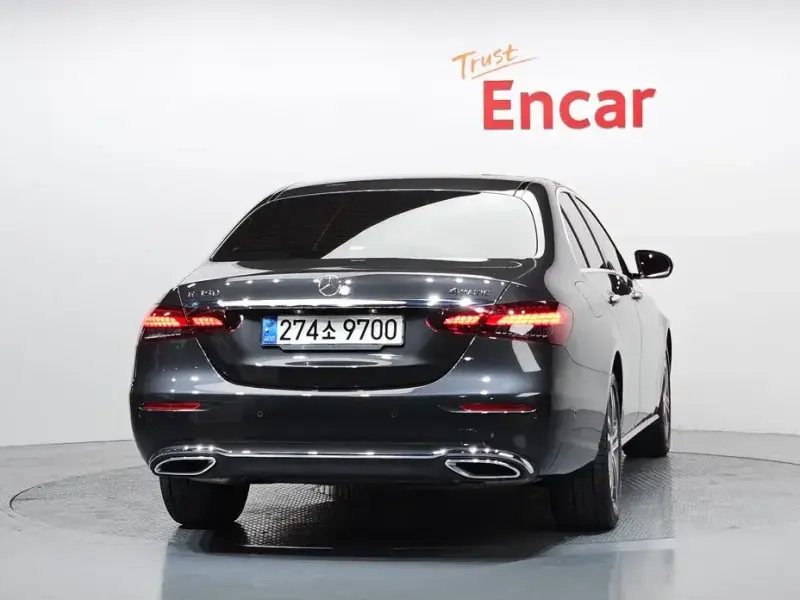 2021 Mercedes-Benz E-Класс с пробегом 100 213 км