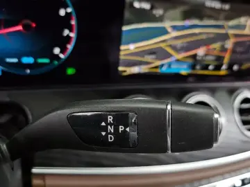 2021 Mercedes-Benz E-Класс с пробегом 100 213 км