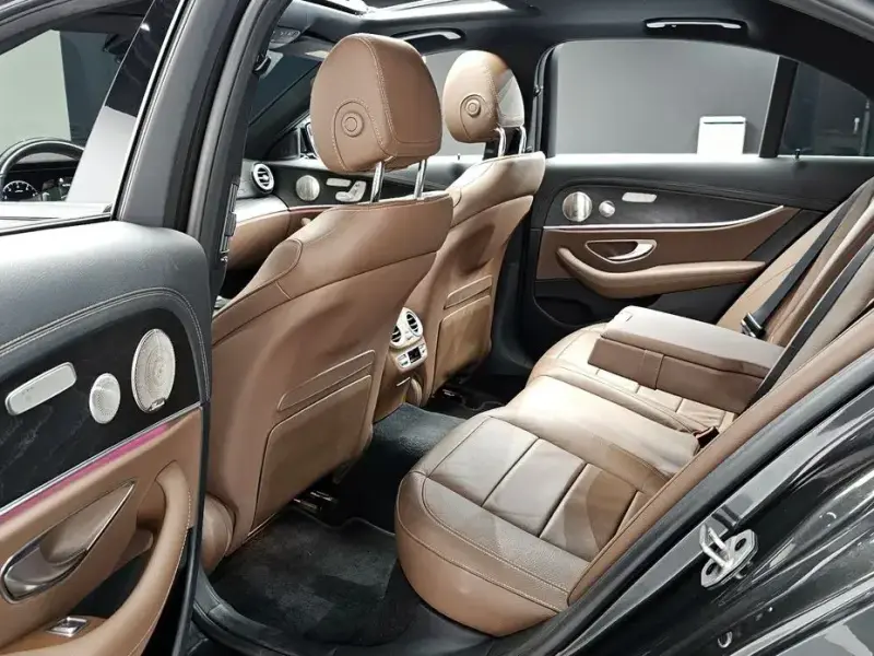 2021 Mercedes-Benz E-Класс с пробегом 100 213 км