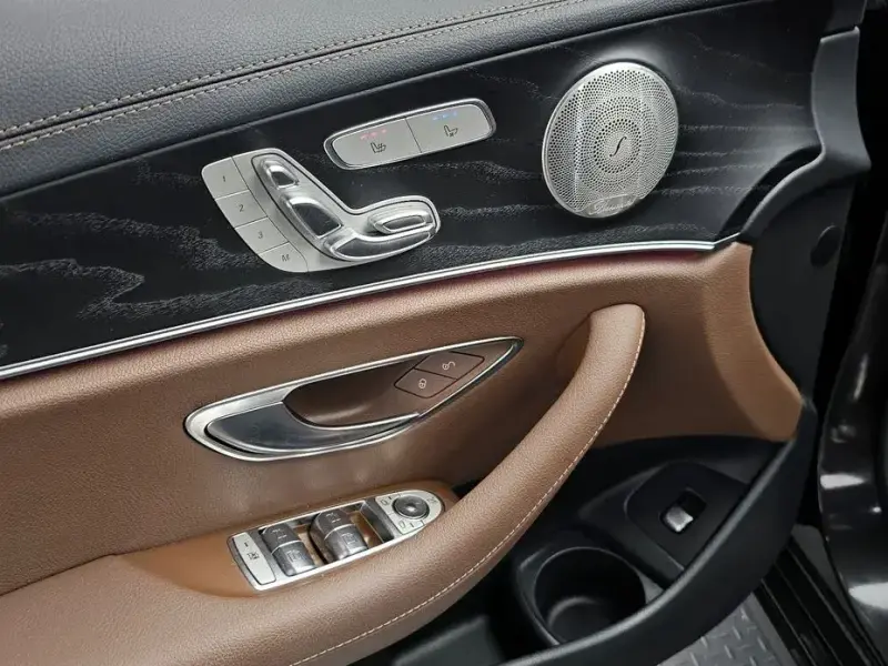 2021 Mercedes-Benz E-Класс с пробегом 100 213 км