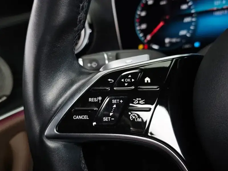 2021 Mercedes-Benz E-Класс с пробегом 100 213 км