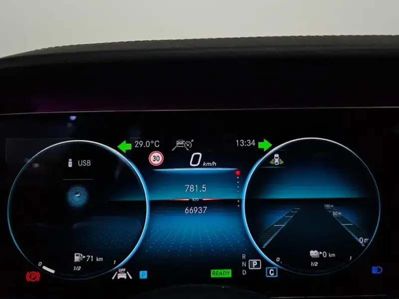 2021 Mercedes-Benz E-Класс с пробегом 66 937 км