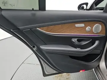 2021 Mercedes-Benz E-Класс с пробегом 66 937 км