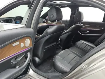 2021 Mercedes-Benz E-Класс с пробегом 66 937 км