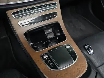 2021 Mercedes-Benz E-Класс с пробегом 66 937 км