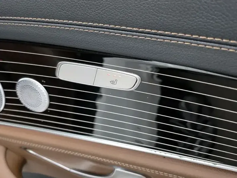 2021 Mercedes-Benz E-Класс с пробегом 32 915 км