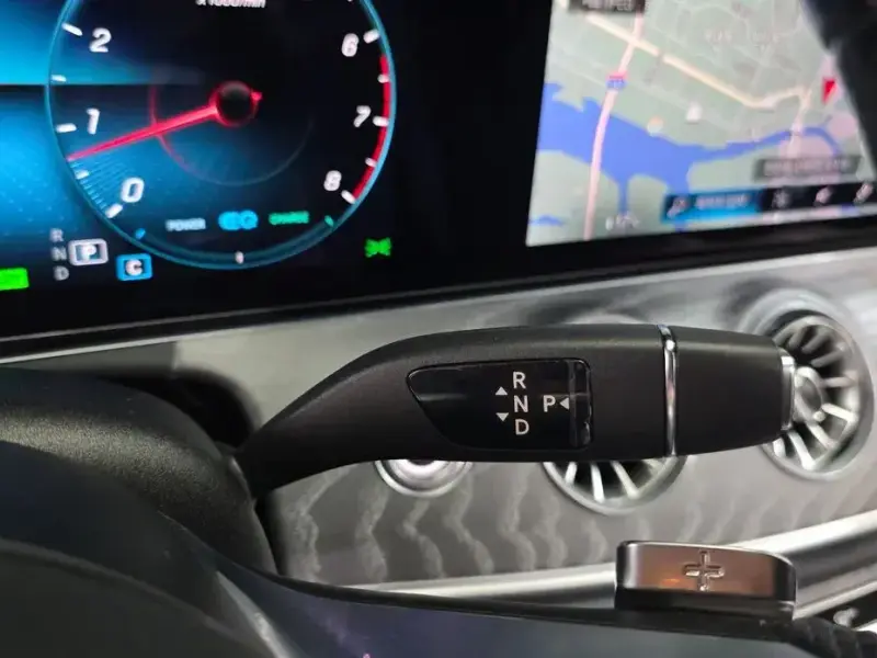 2021 Mercedes-Benz E-Класс с пробегом 48 214 км