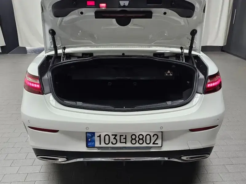 2022 Mercedes-Benz E-Класс с пробегом 53 306 км