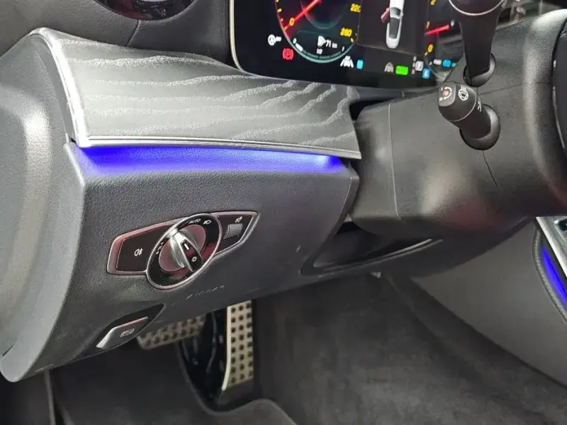 2022 Mercedes-Benz E-Класс с пробегом 53 306 км