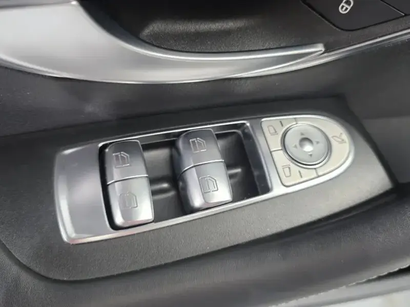 2021 Mercedes-Benz E-Класс с пробегом 48 214 км