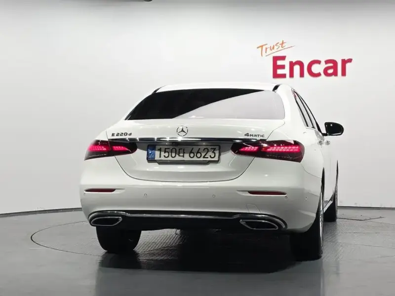 2021 Mercedes-Benz E-Класс с пробегом 82 107 км