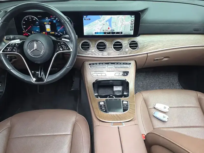 2021 Mercedes-Benz E-Класс с пробегом 82 107 км