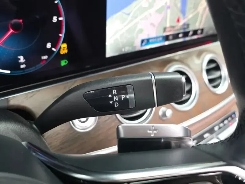 2021 Mercedes-Benz E-Класс с пробегом 82 107 км